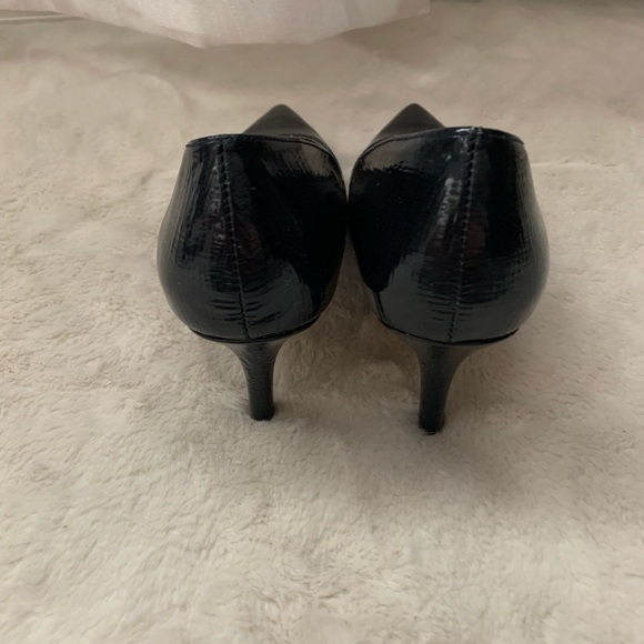 Alfani Step n Flex heels - Picture 2 of 3